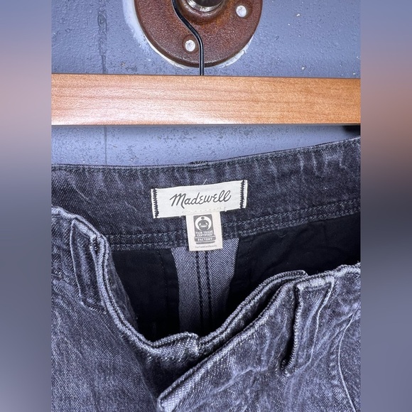 Madewell Tapered Denim Trousers (27) - Picture 4 of 9